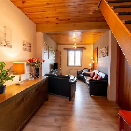 Pretty Holiday Home Near Durbuy And La Roche Erezee Exterior photo