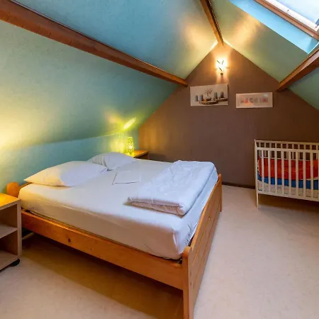Pretty Holiday Home Near Durbuy And La Roche Erezee Exterior photo